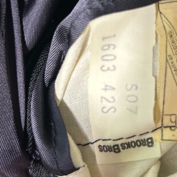 Brooks Brothers 346 Suit Set - Picture 4 of 4
